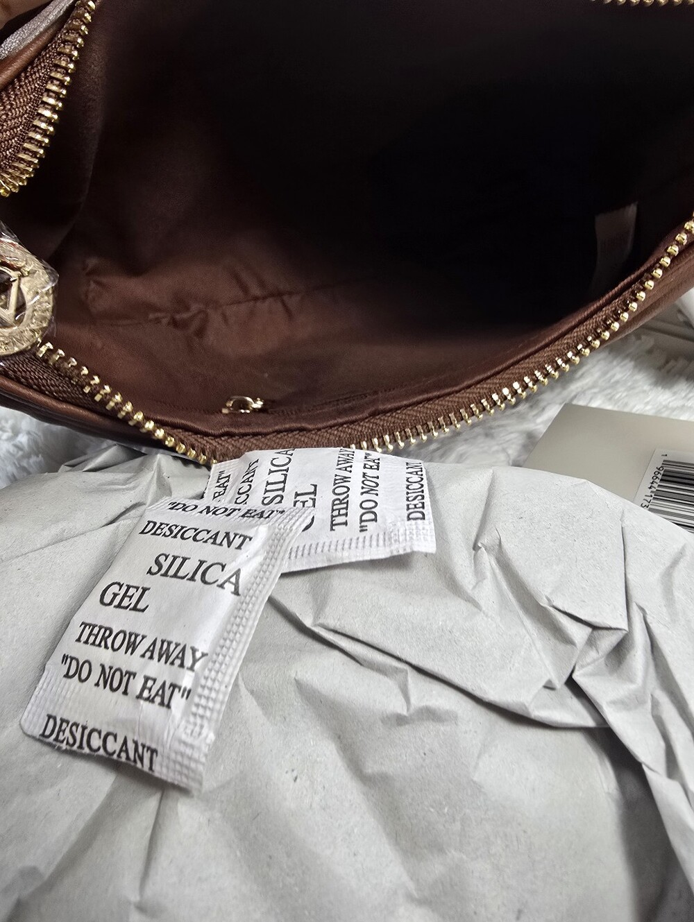 Valentino Orlandi Brown Quilted Shoulder Bag with Gold Logo - Picture 15 of 16